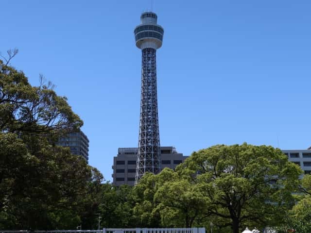 横浜マリンタワー
